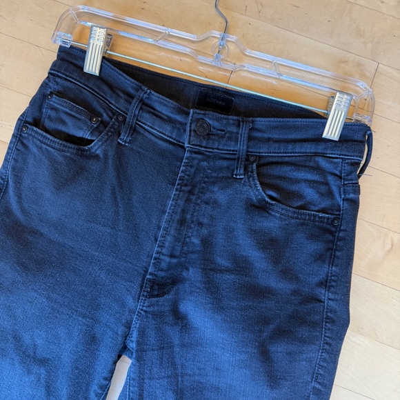 MOTHER Black Insider Crop Step Fray jeans, 26, CB2561 - Picture 5 of 6